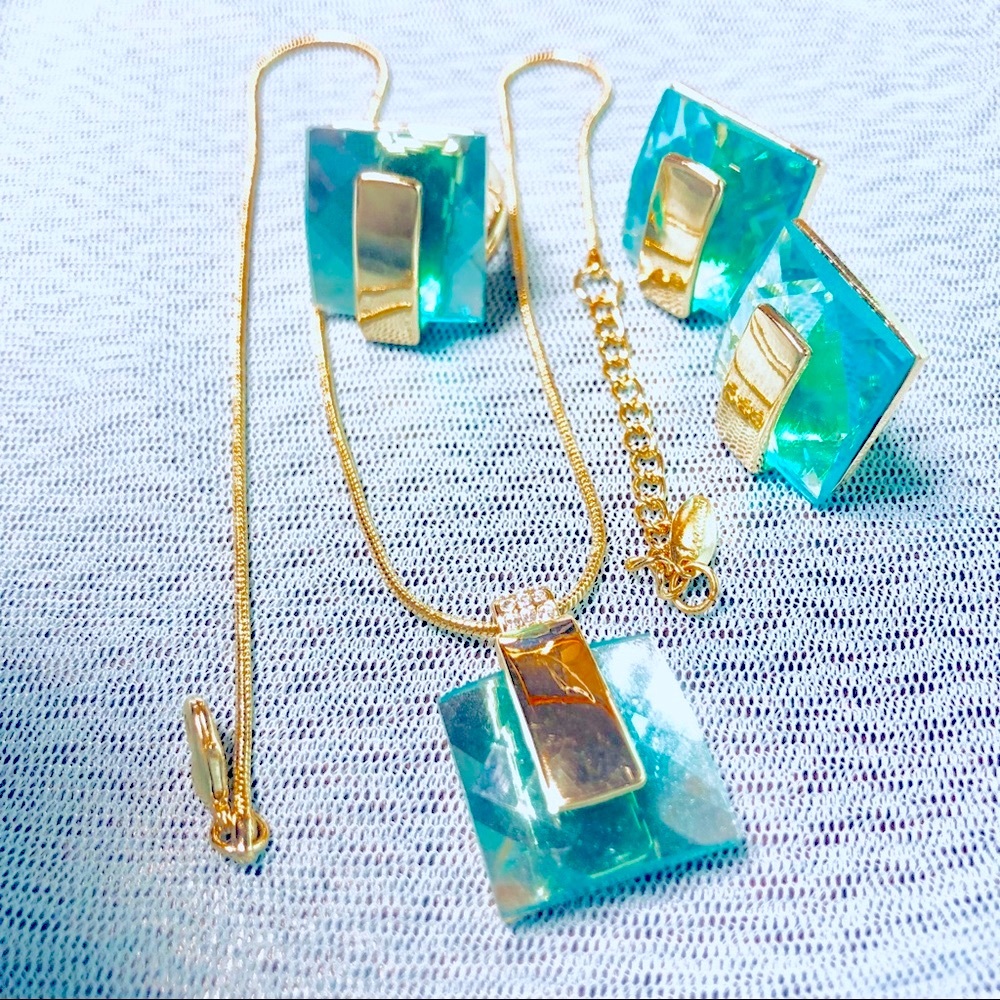 NWT SET Swarovski Austrian crystal necklace earrings ring 3bundle 14k gold plate